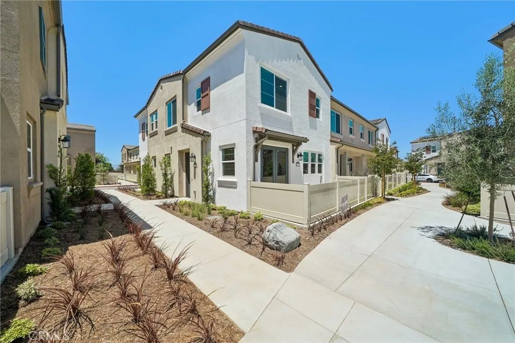 3175 Teralina Circle — photo