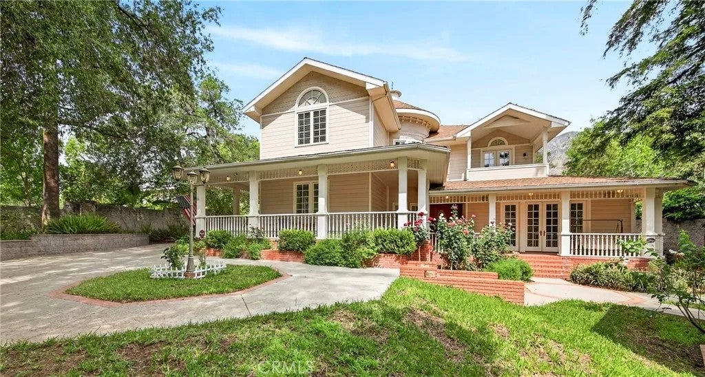 465 W Highland Avenue — photo