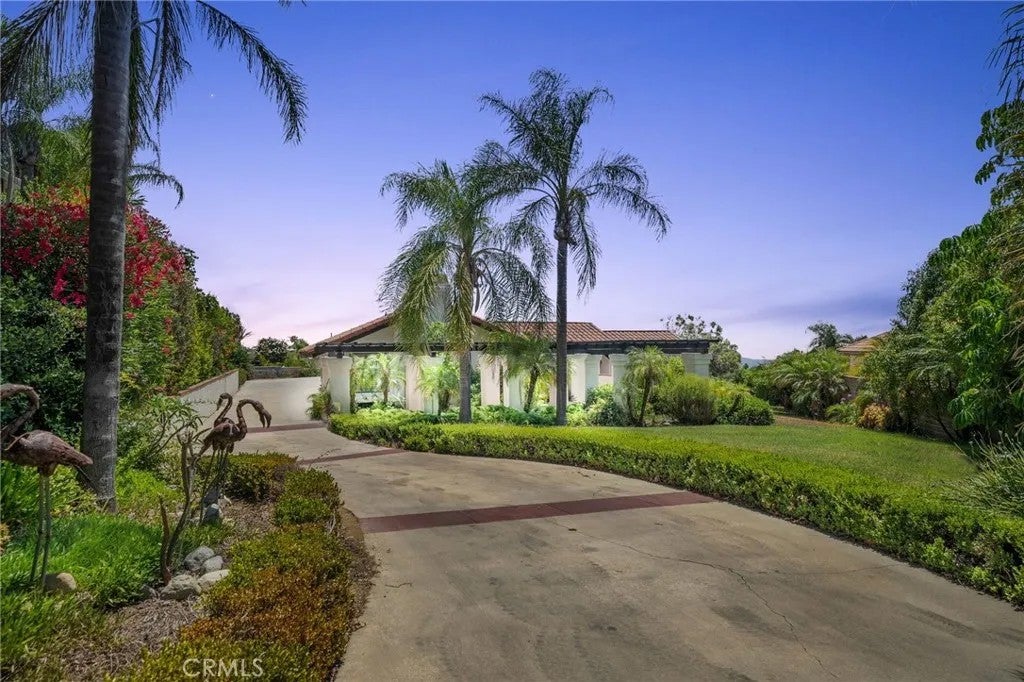 5087 Granada Court — photo