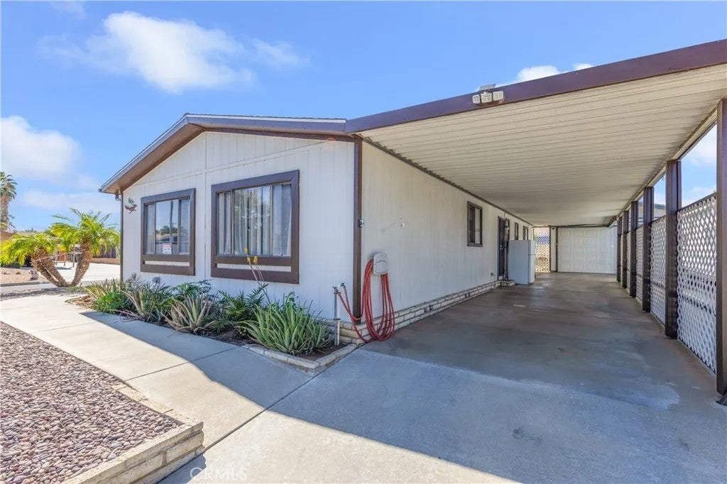 602 Roadrunner — photo