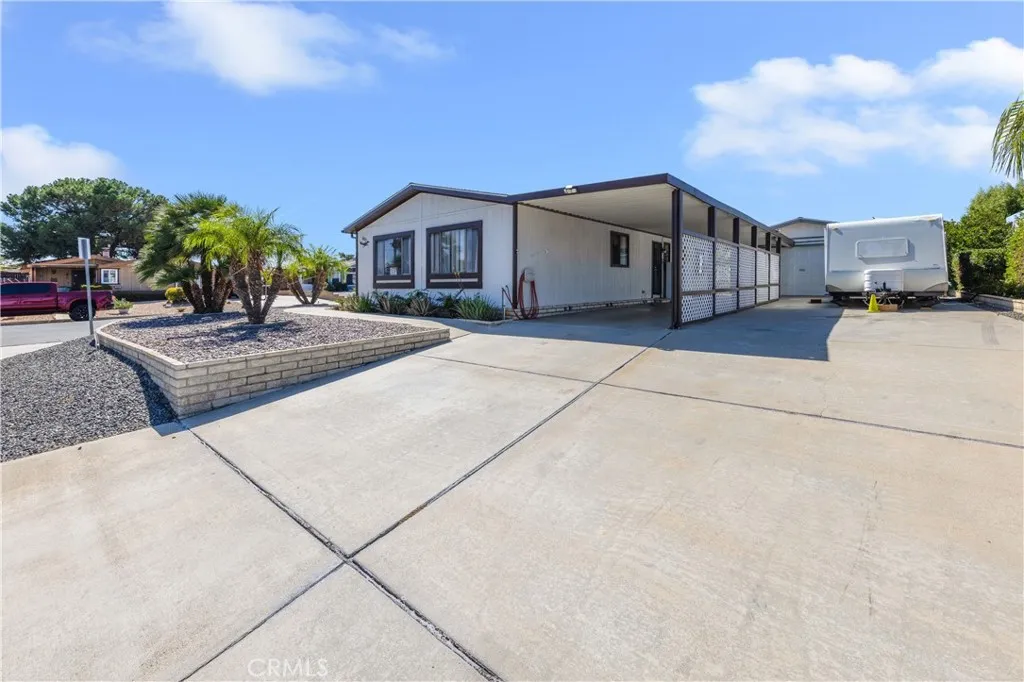 602 Roadrunner, Perris, CA 92570 — photo 2