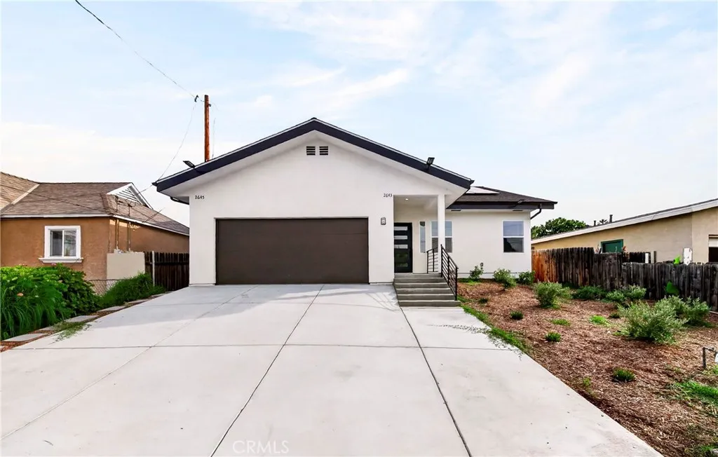 2643 Tenth Street, Riverside, CA 92507