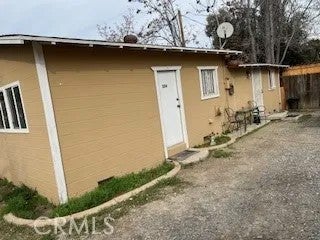 320 S Pico — photo