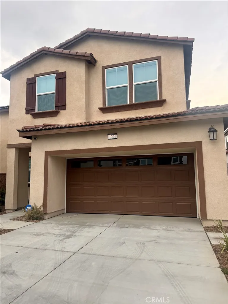 1704 Eagle Road, Rialto, CA 92376
