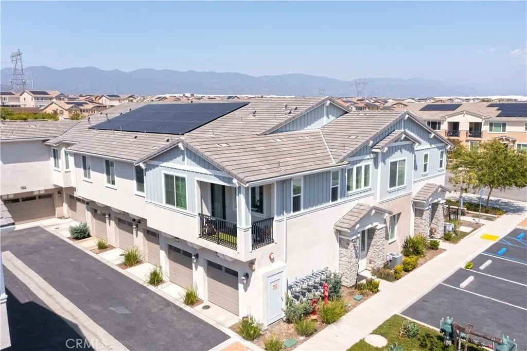 16570 Wyndham 1 — photo