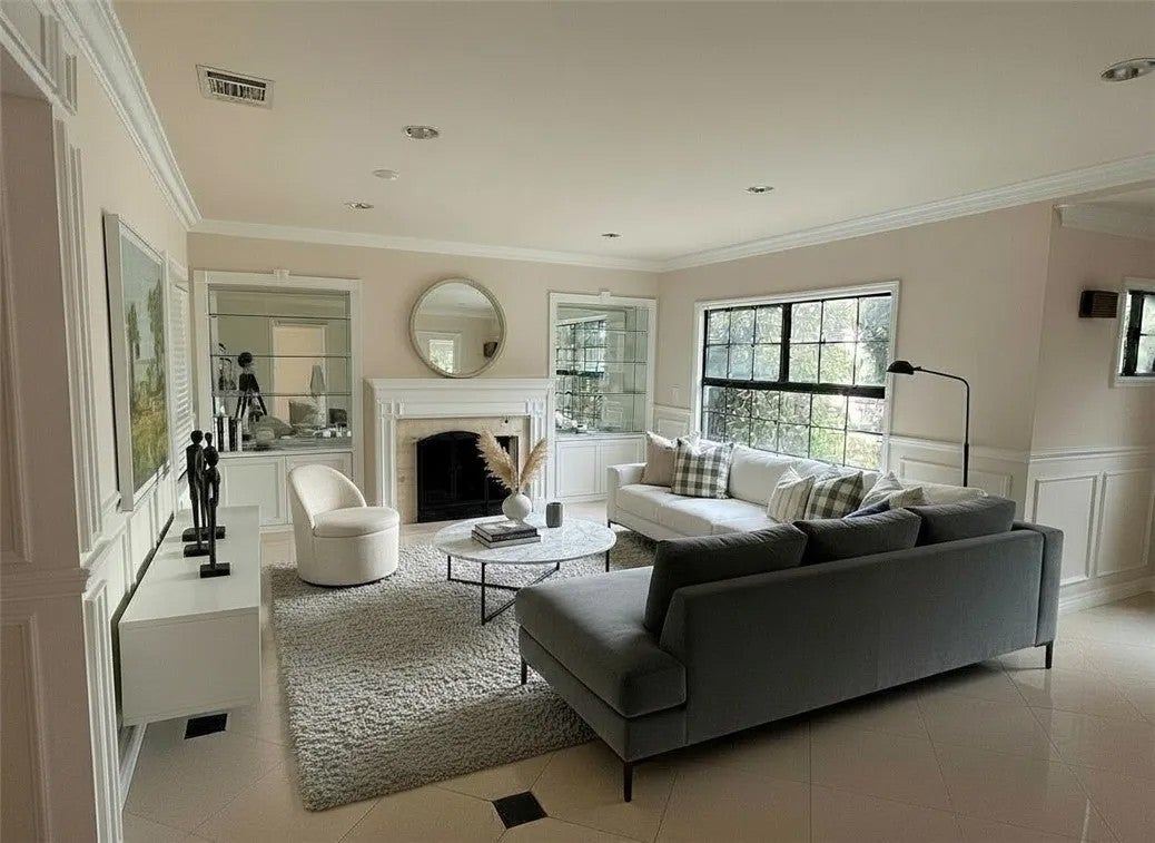 1604 S Monterey — photo