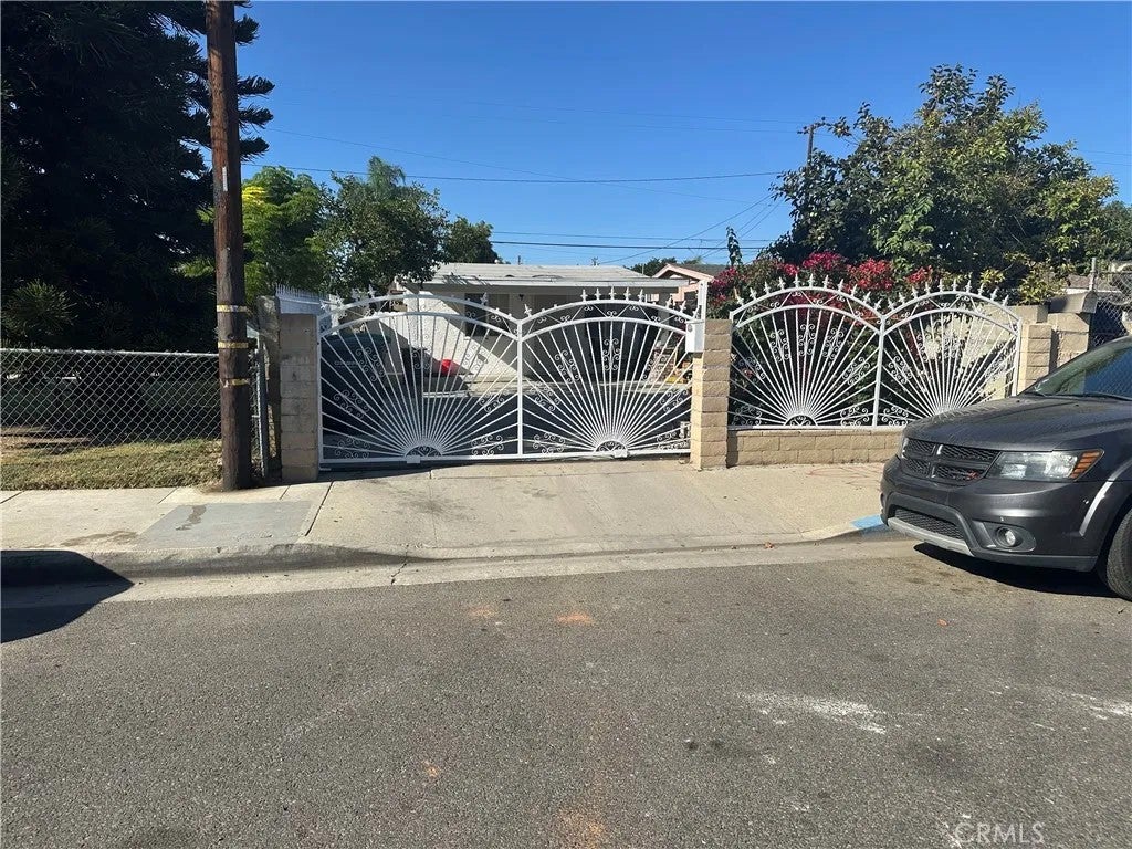 11907 168th Street — photo