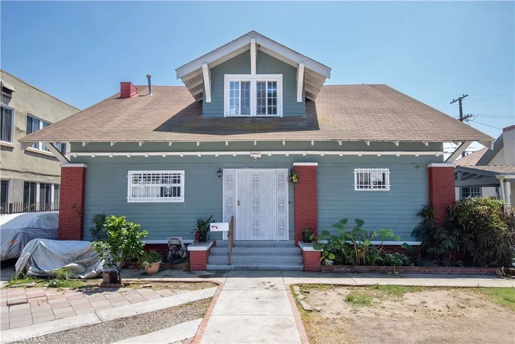 1244 W Martin Luther King Jr — photo