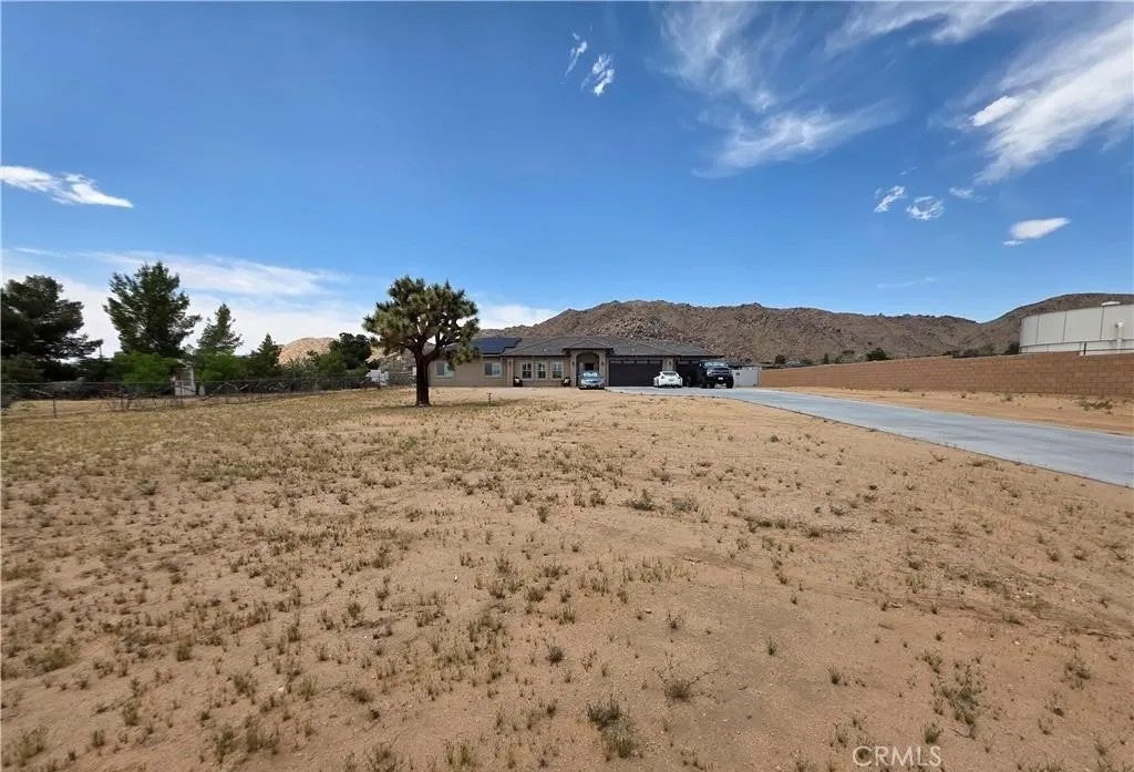 24236 Cahuilla Road — photo