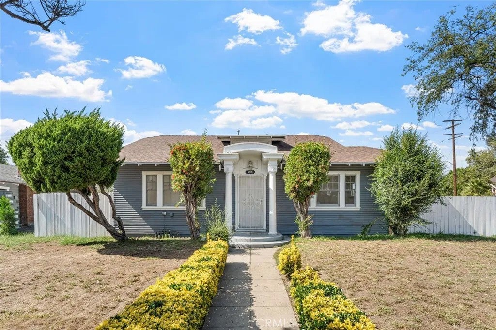 595 E Alvarado — photo