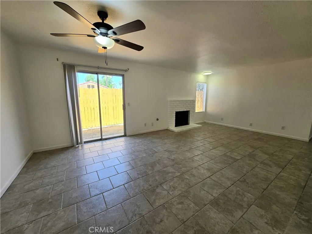 853 Douglas Court — photo
