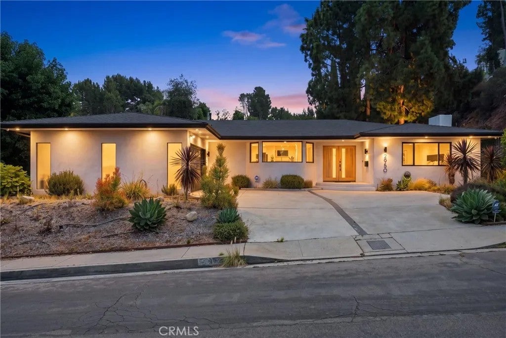 2950 Dona Emilia Drive — photo