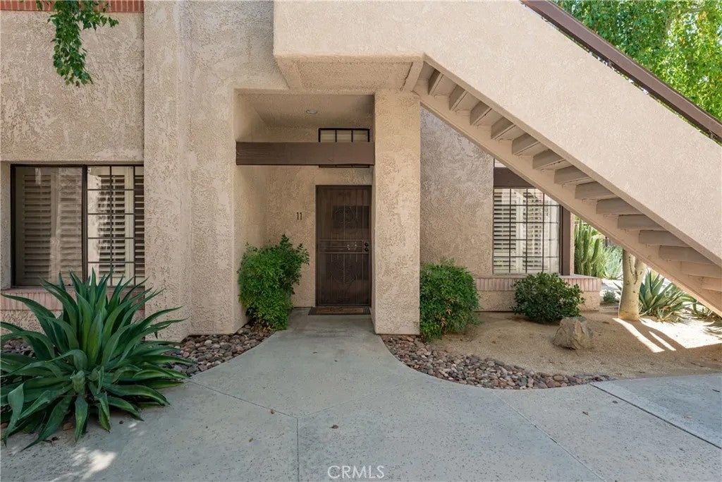 2601 S Broadmoor Drive 11 — photo