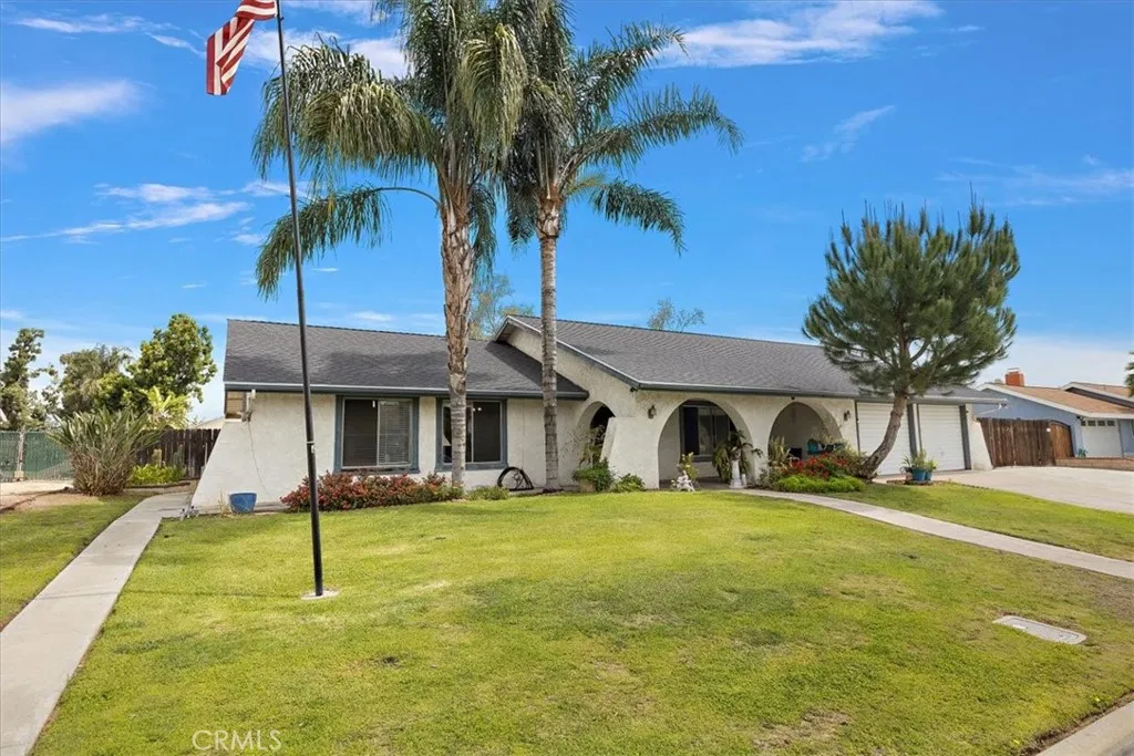 16704 Stallion, Riverside, CA 92504 — photo 2