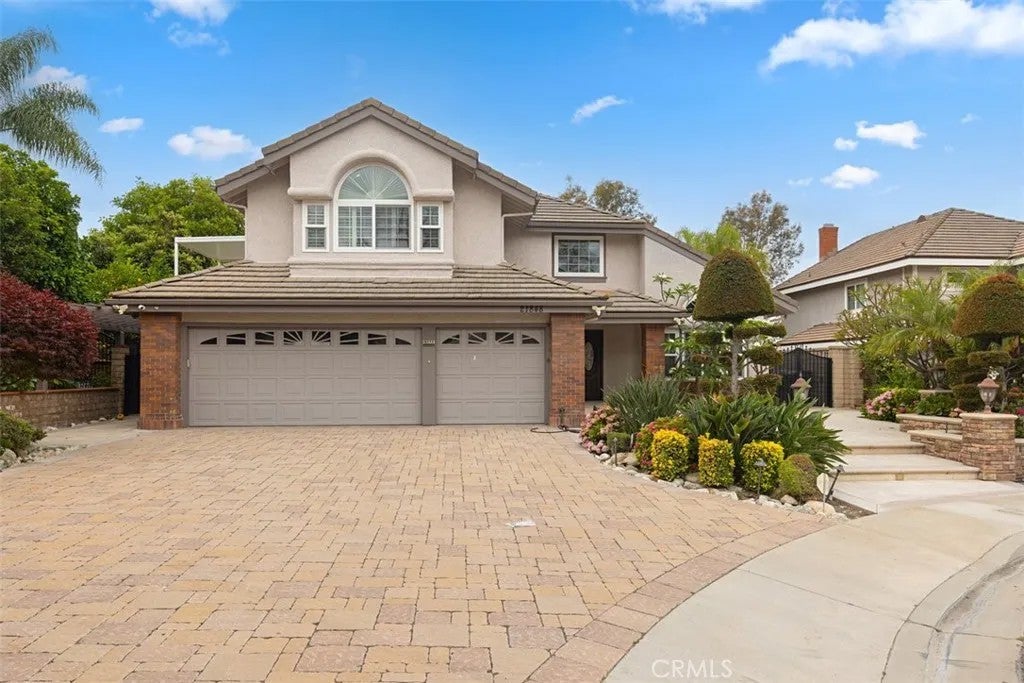 21848 Arbor Court — photo
