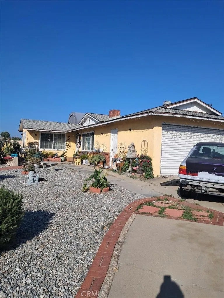 11283 Greenwood — photo