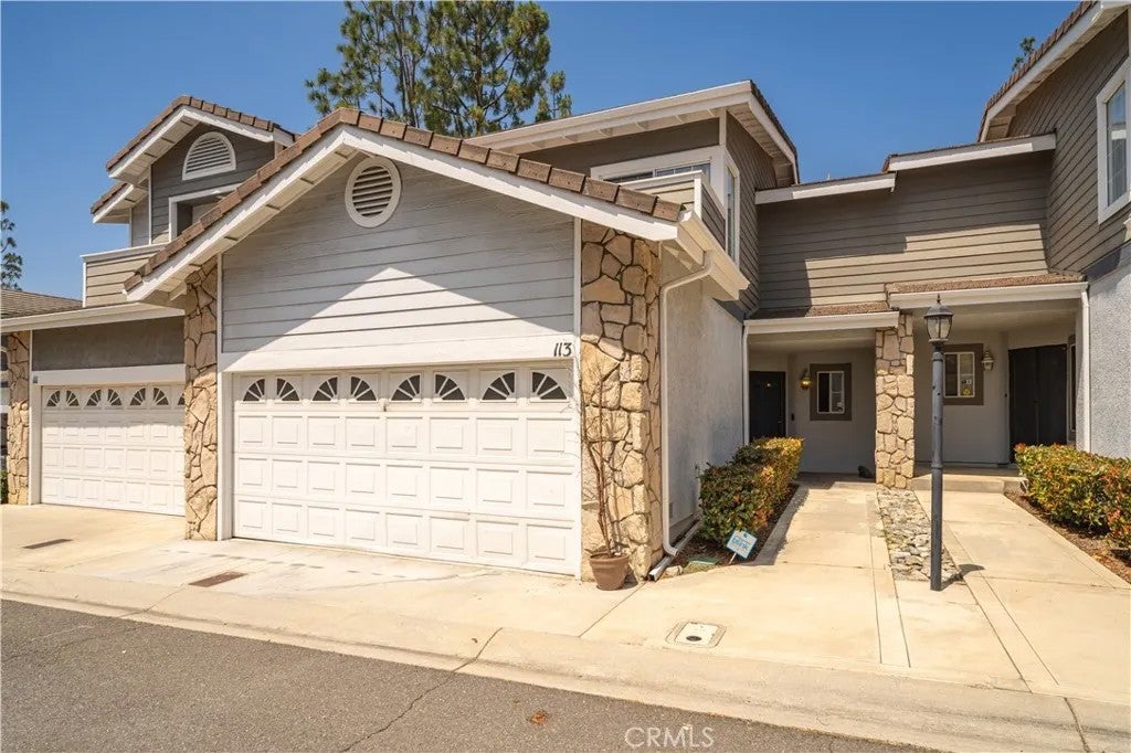 113 Autumn Oaks Lane — photo