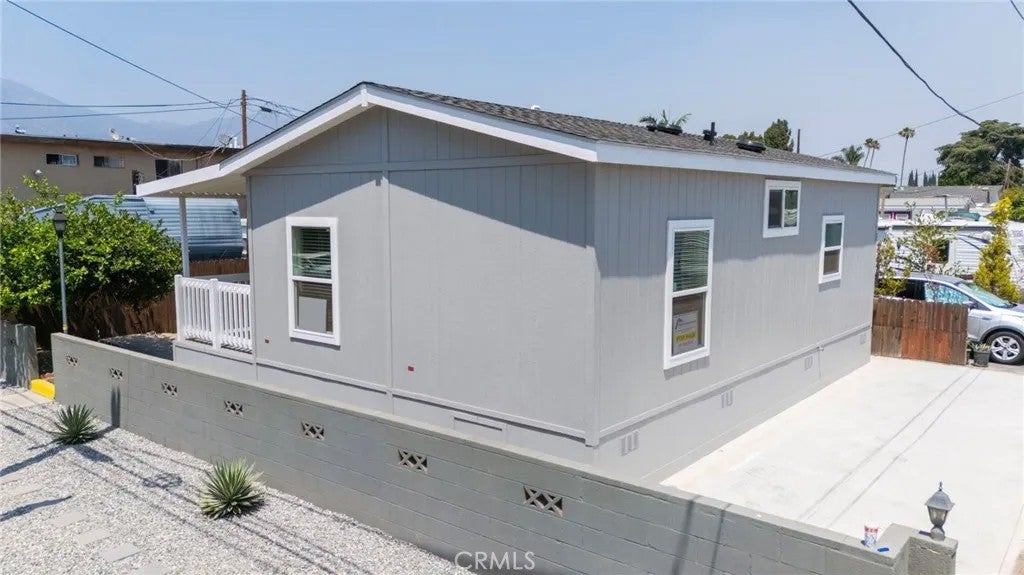 2548 Peck 27 — photo