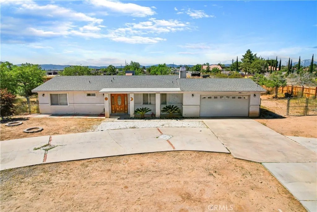 15939 Mojave — photo