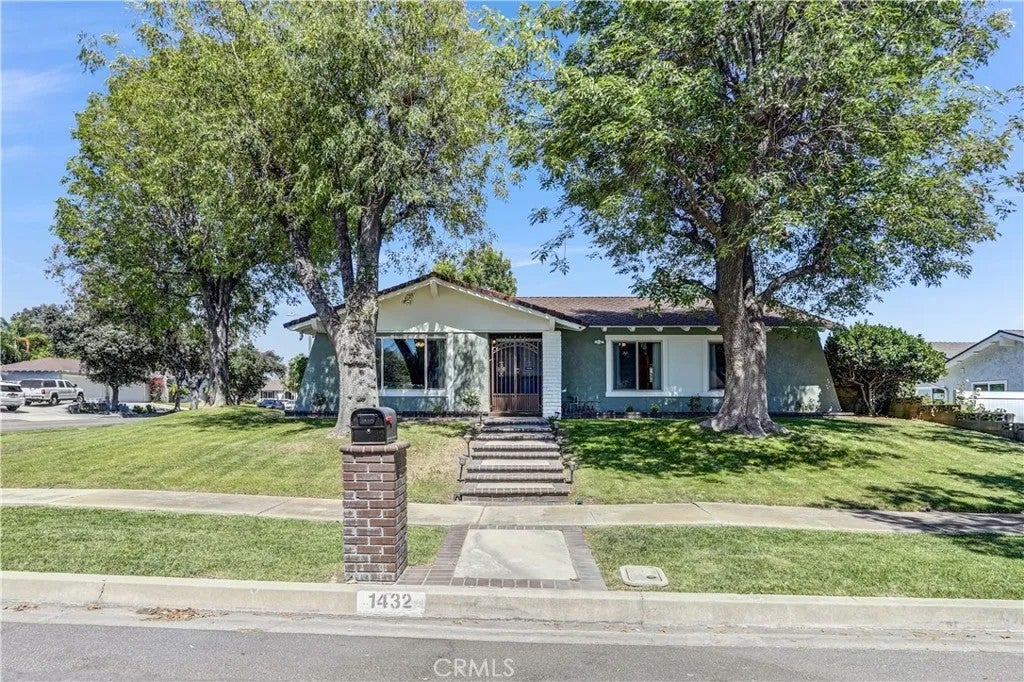 1432 N Erin Avenue — photo