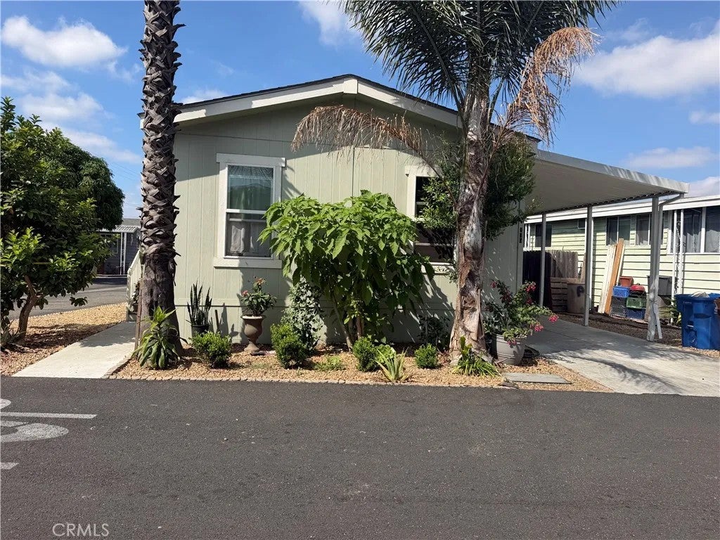 12700 Elliott 230 — photo