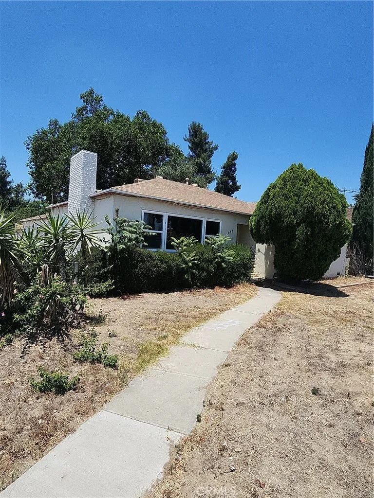 858 S Riverside, Rialto, CA 92376