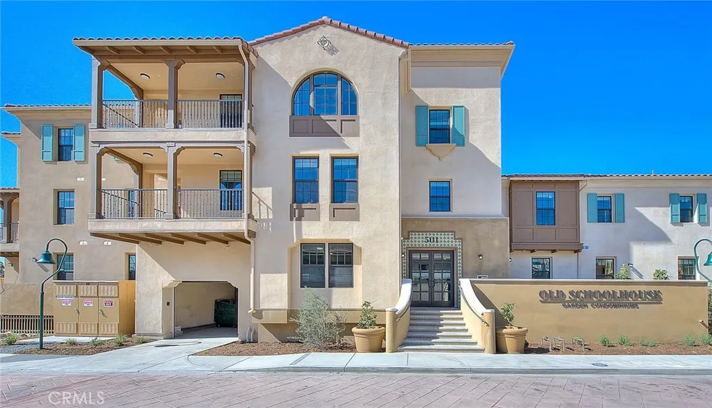 501 W Foothill Boulevard Unit 104 — photo