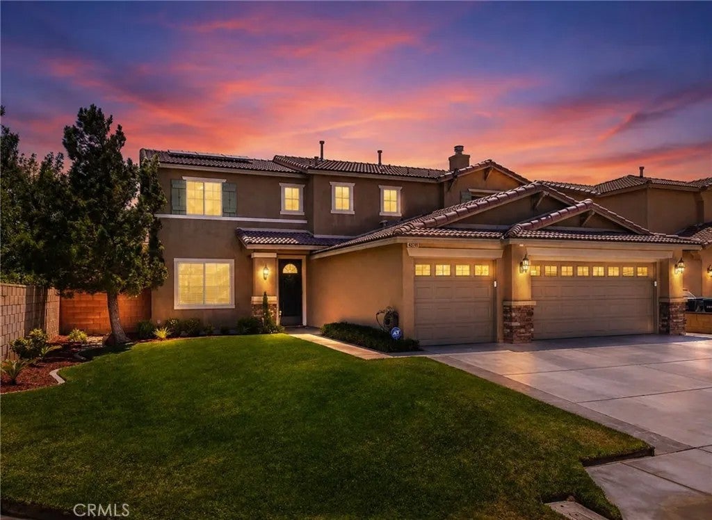 43708 Tahoe — photo