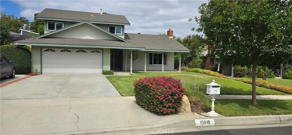 15010 Sandalwood Lane — photo