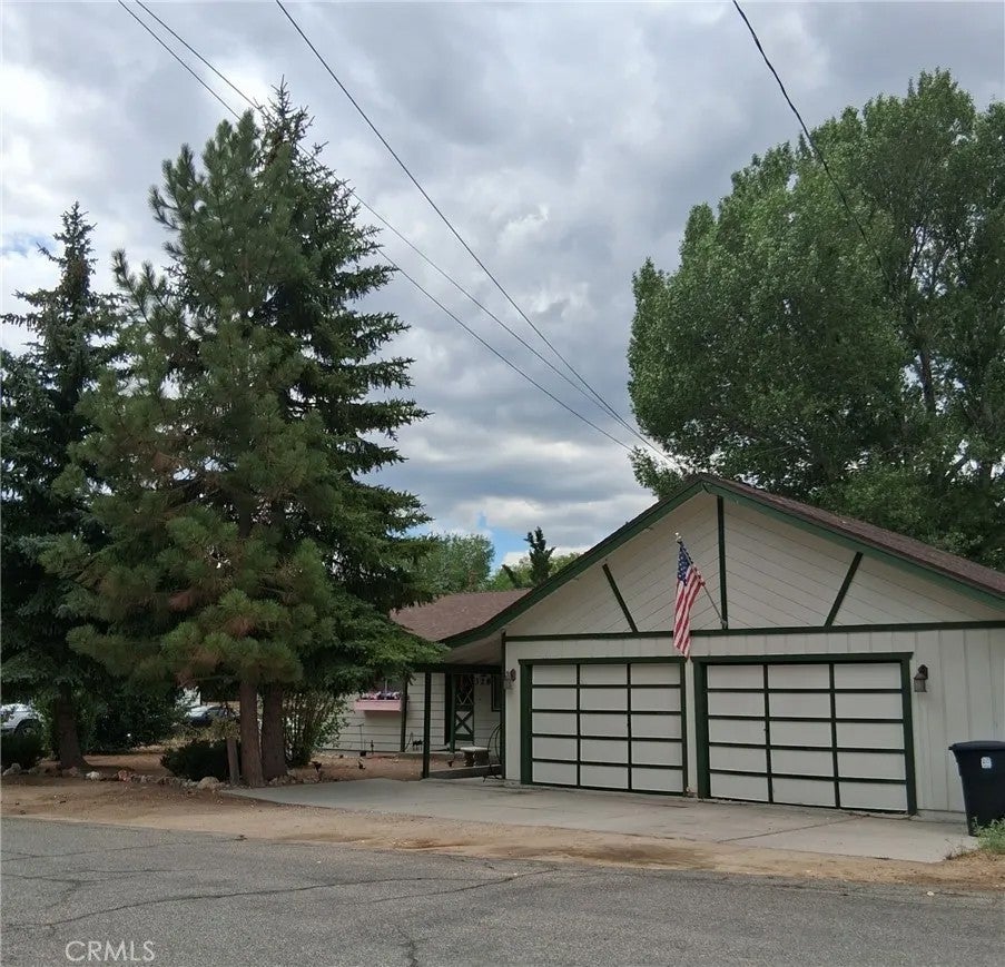 328 Grenfall — photo