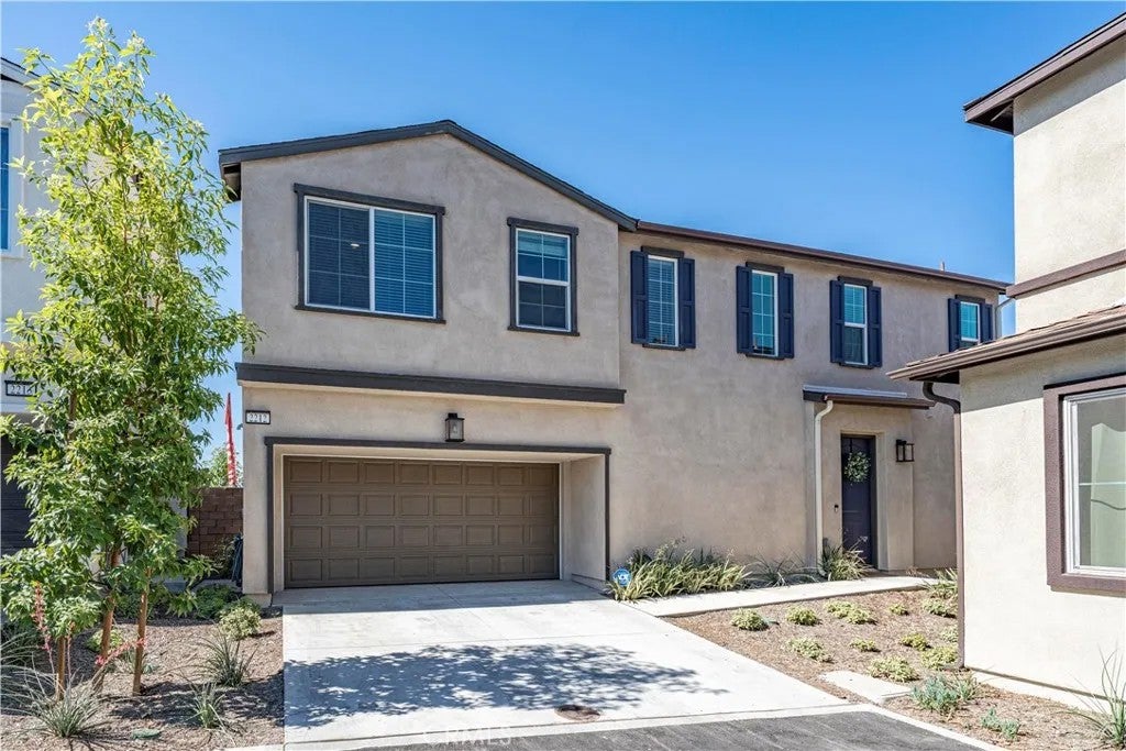 2212 N Baldridge Canyon Court — photo