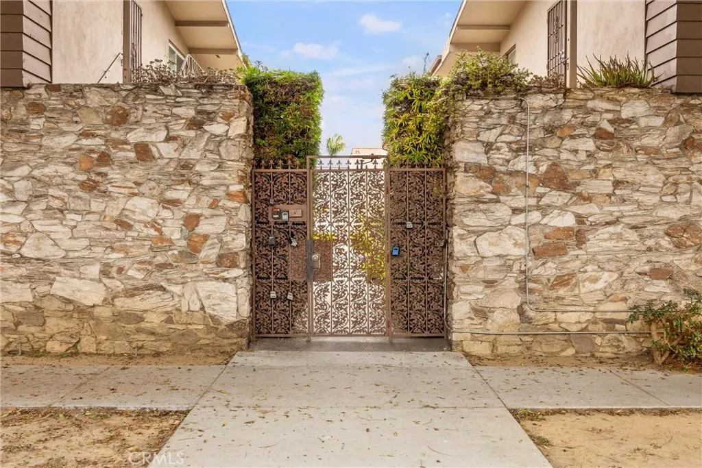 1400 E 3rd #6, Long Beach, CA 90802 — photo 3
