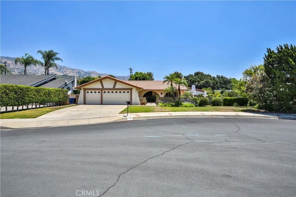 1741 Branch Oak Drive — photo