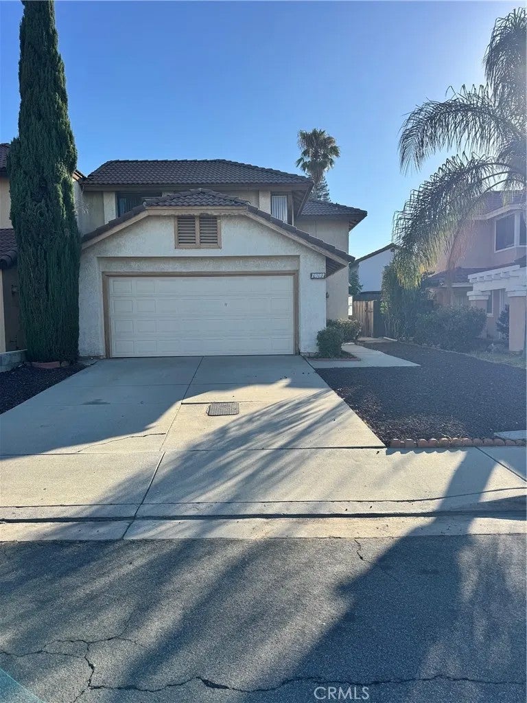 14242 Ranchero — photo