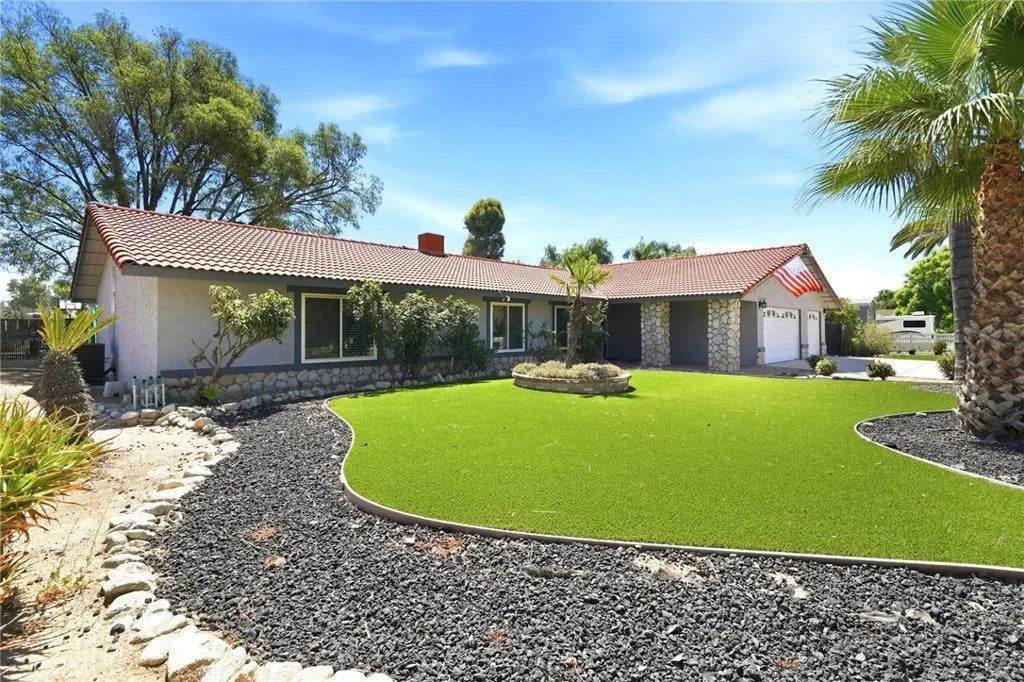 14334 Anthony Place — photo