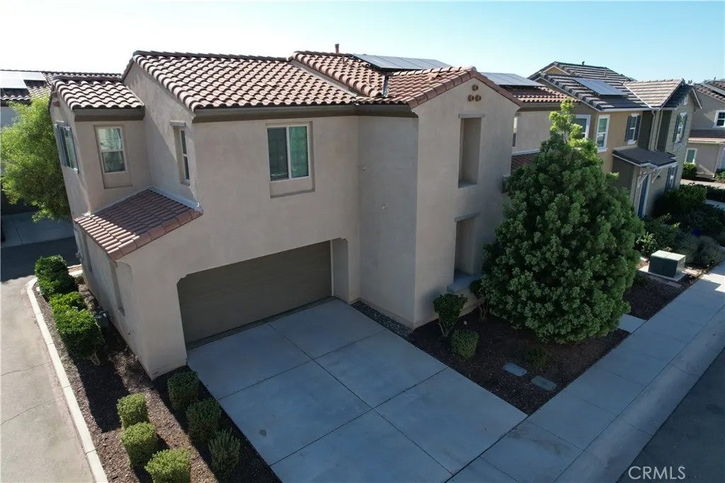 920 Bluebell — photo