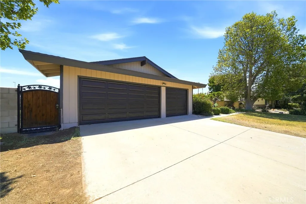 3073 Joshua Tree, Riverside, CA 92503 — photo 3