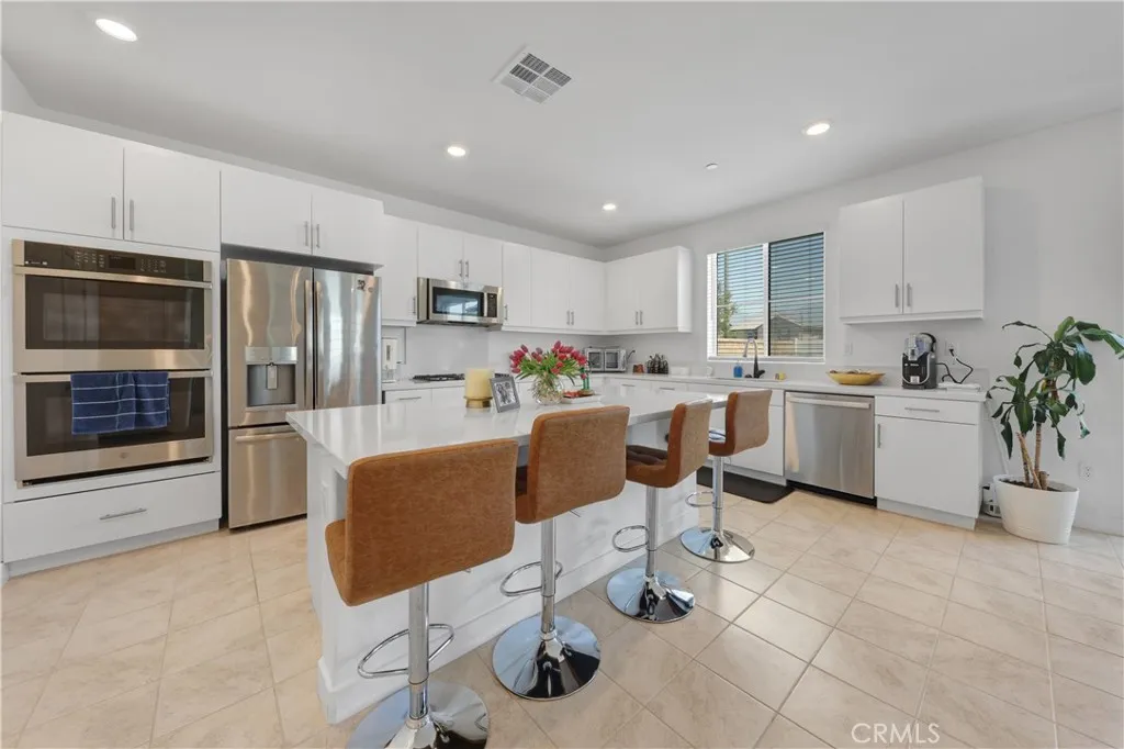 2607 Comber Ridge, Rialto, CA 92377 — photo 3