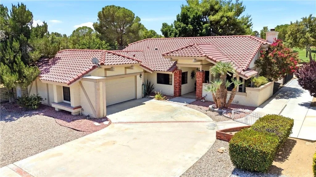 14779 Greenbriar — photo