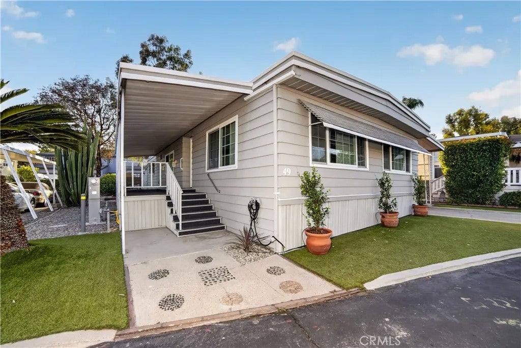 8651 Foothill Blvd Spc 49 — photo