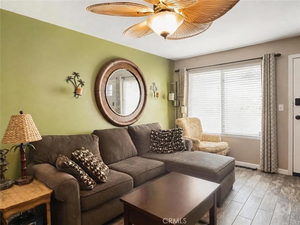 64281 Spyglass 33 — photo
