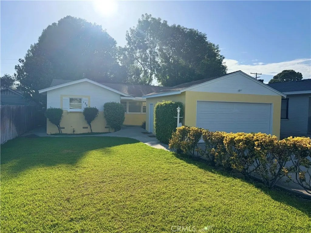 125 S Wildwood — photo