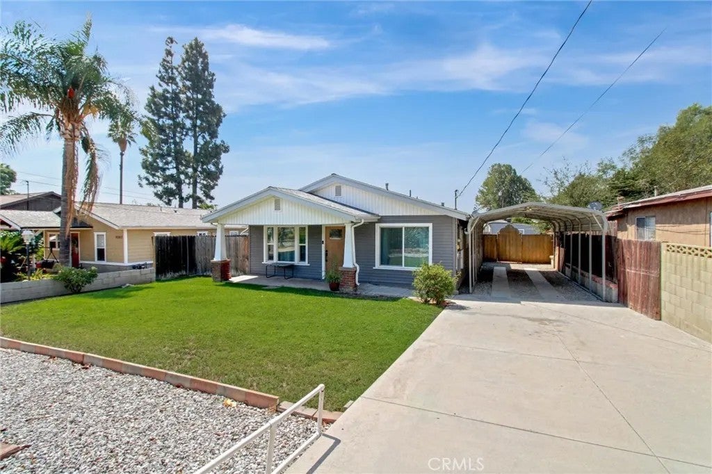 9359 Lomita — photo