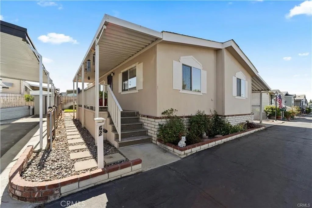 1630 W Covina 62 — photo