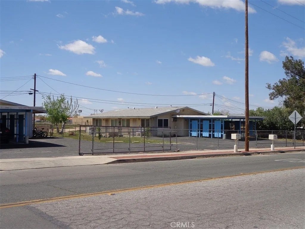 9120 G Avenue B — photo