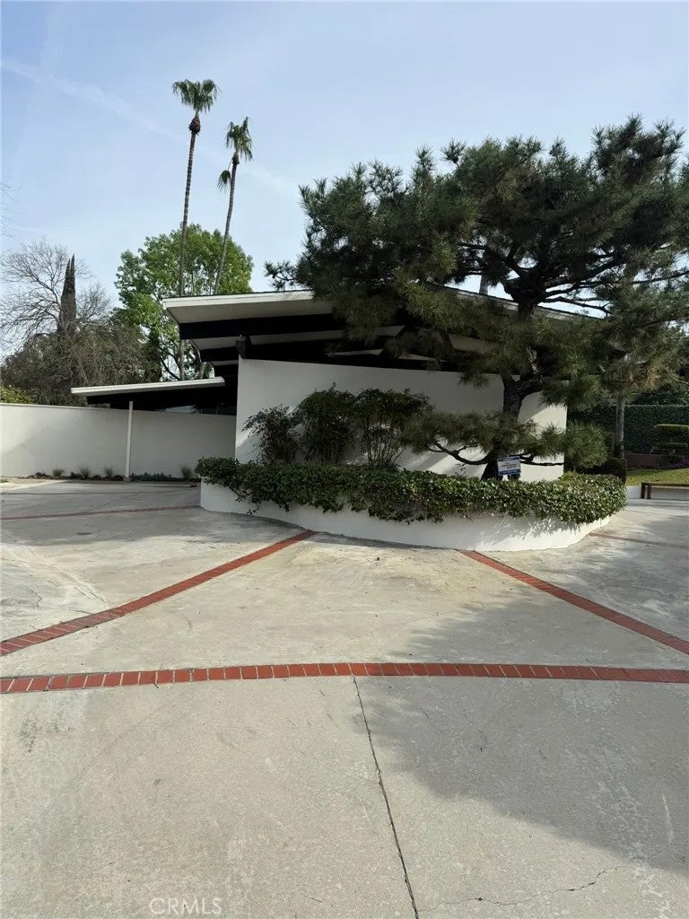 1140 S Serena — photo