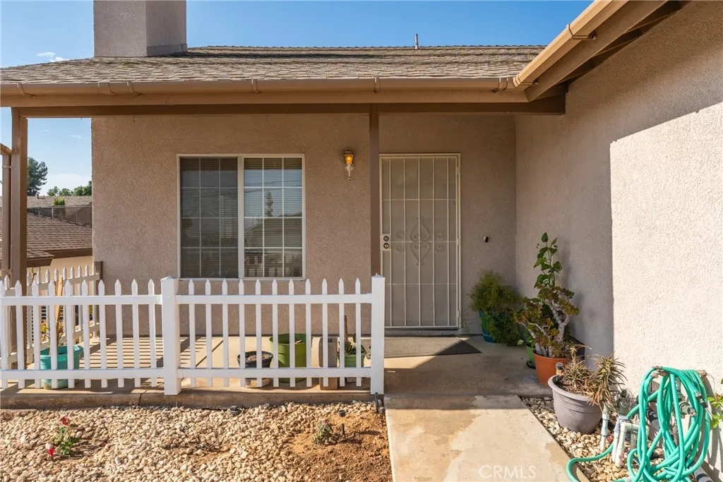 14407 Laurel Drive, Riverside, CA 92503 — photo 3