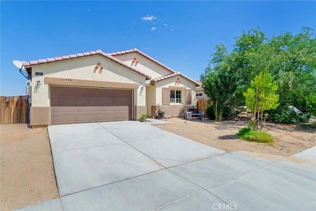 11408 Poppy Road — photo
