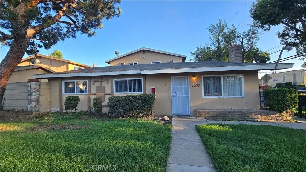 4505 Canoga Street a — photo