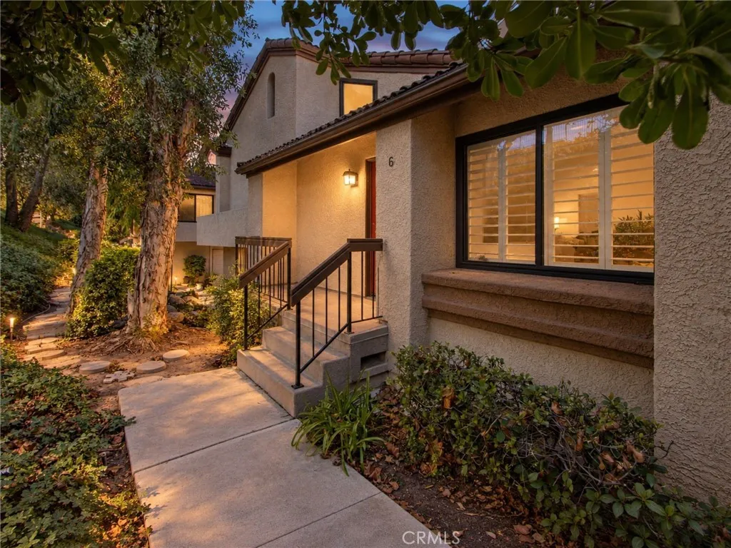 6 Saddlewood — photo